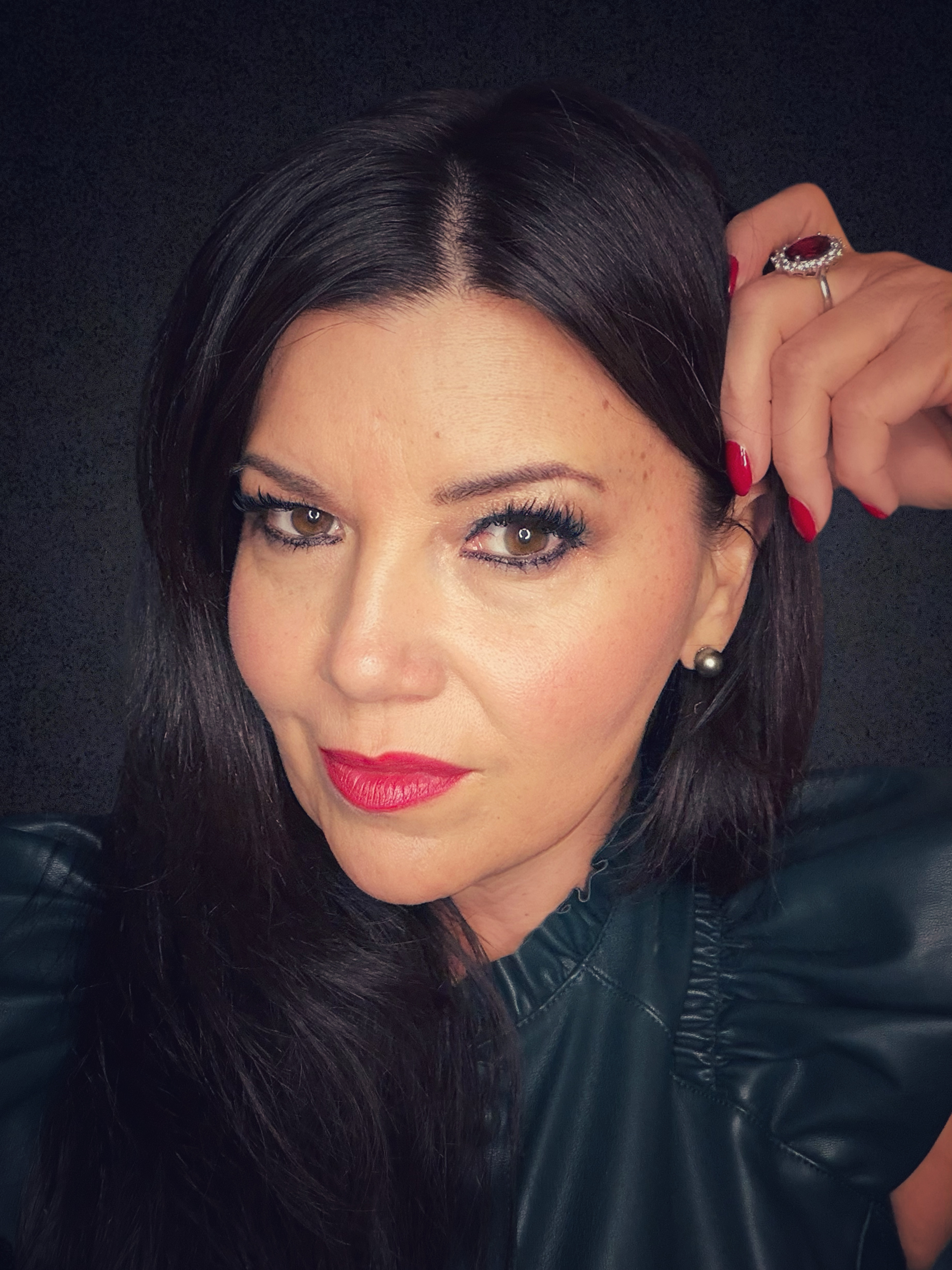 Danielle E. Fournier — Moderne Shaman